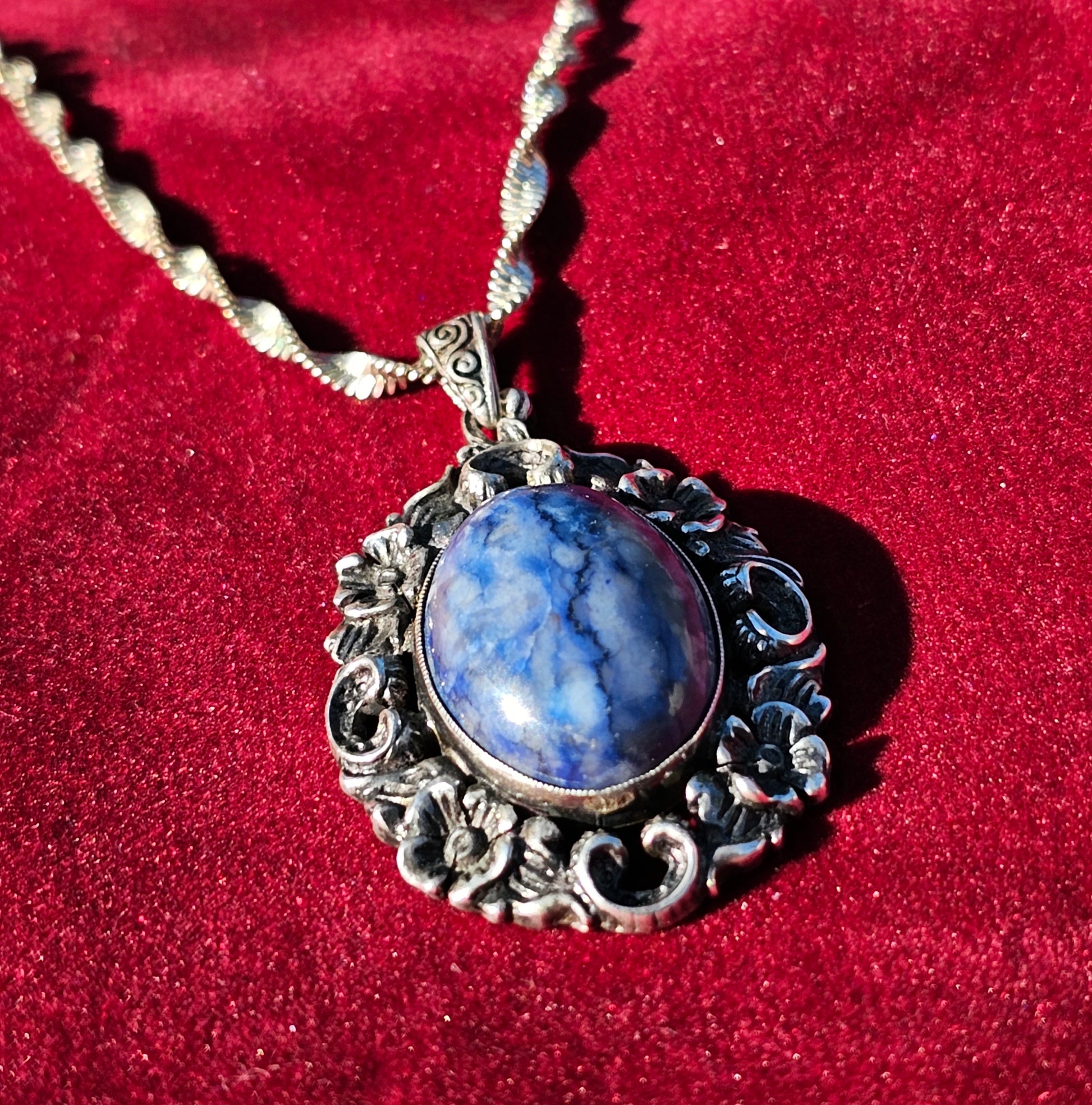 Vintage Sterling Silver Pendant Lapis Lazuli Necklace