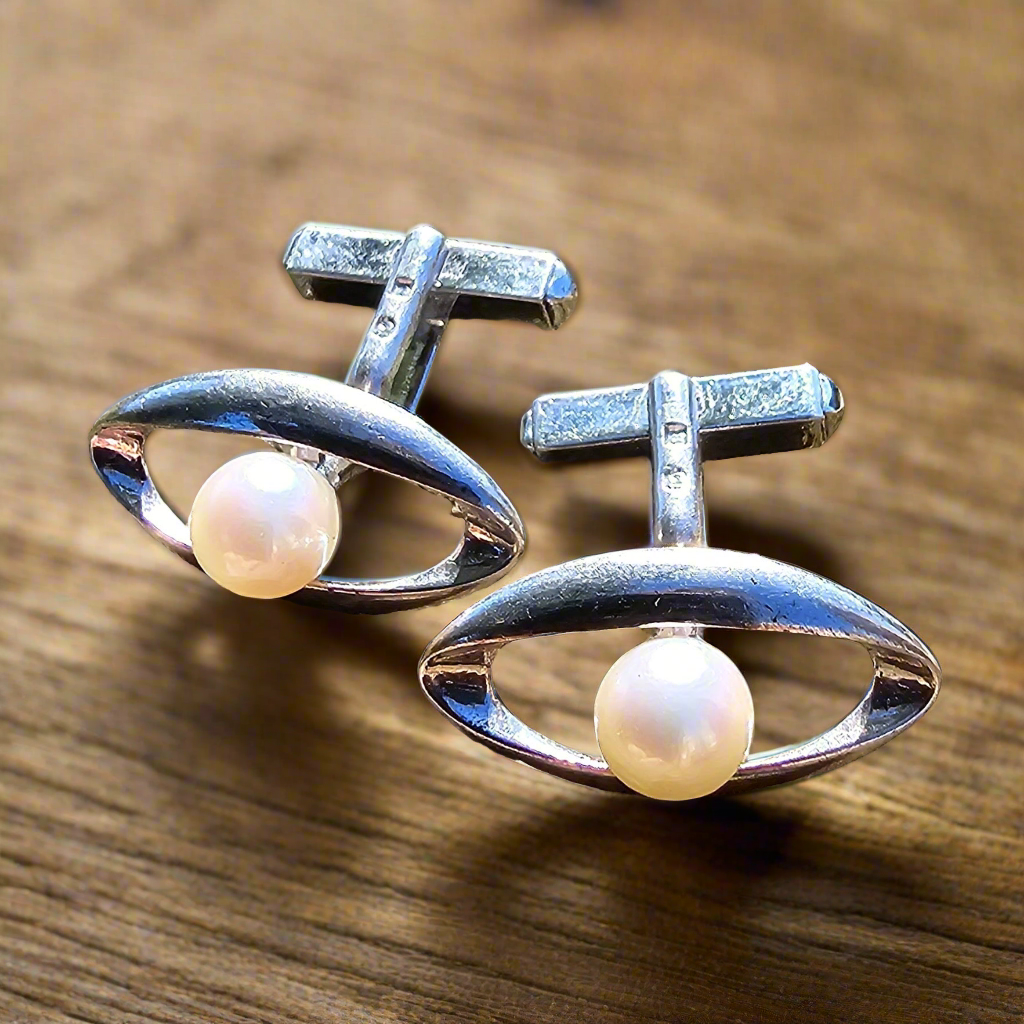 Amazing Mikimoto Pearl Cufflinks Sterling Silver Vintage