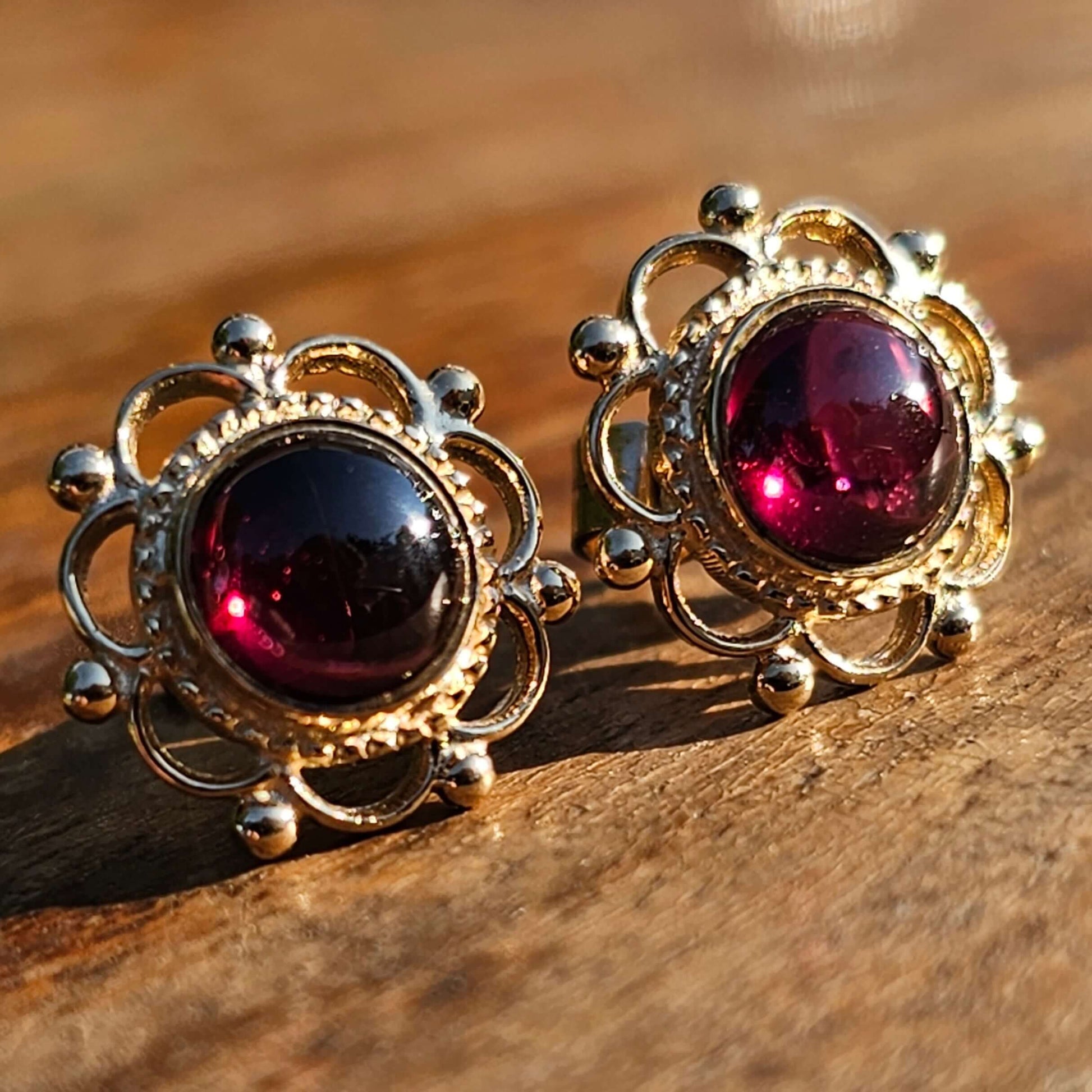 Antique 9ct Gold Garnet Stud Earrings Vintage Jewellery Studs Pierced Ears