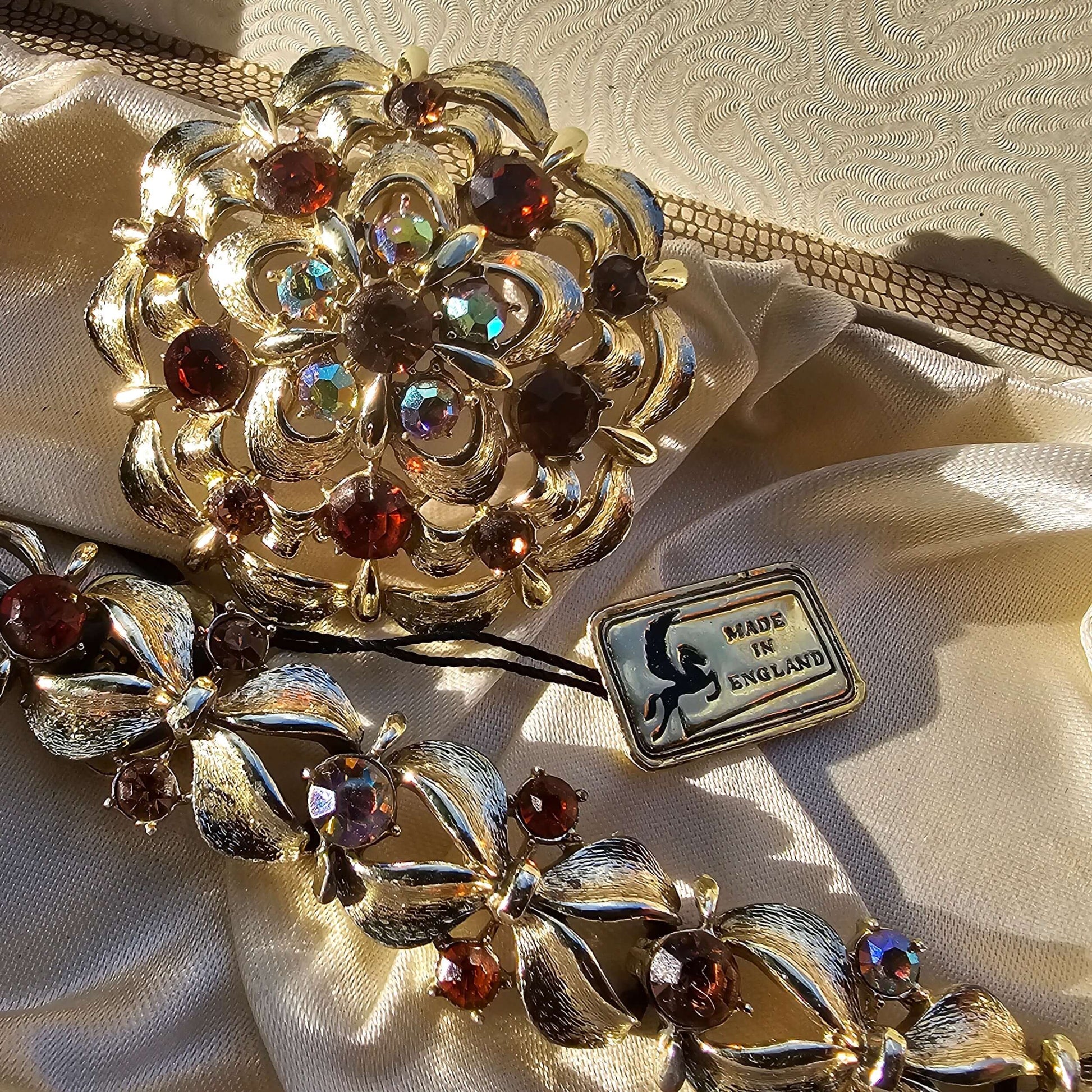 Vintage Jewelcraft Earrings Necklace Bracelet & Brooch Set