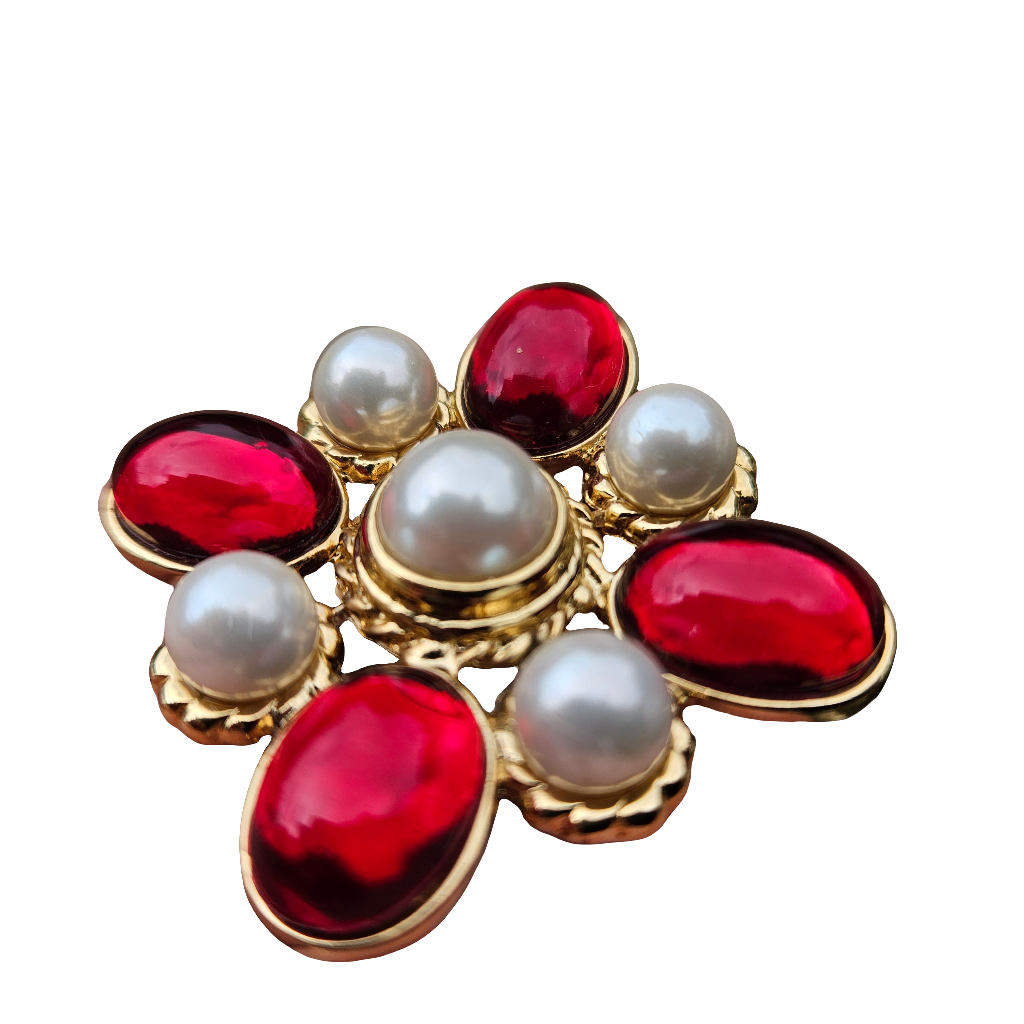 Ruby Red Gripoix Glass Type Brooch Gold Plated Jewellery Pearl