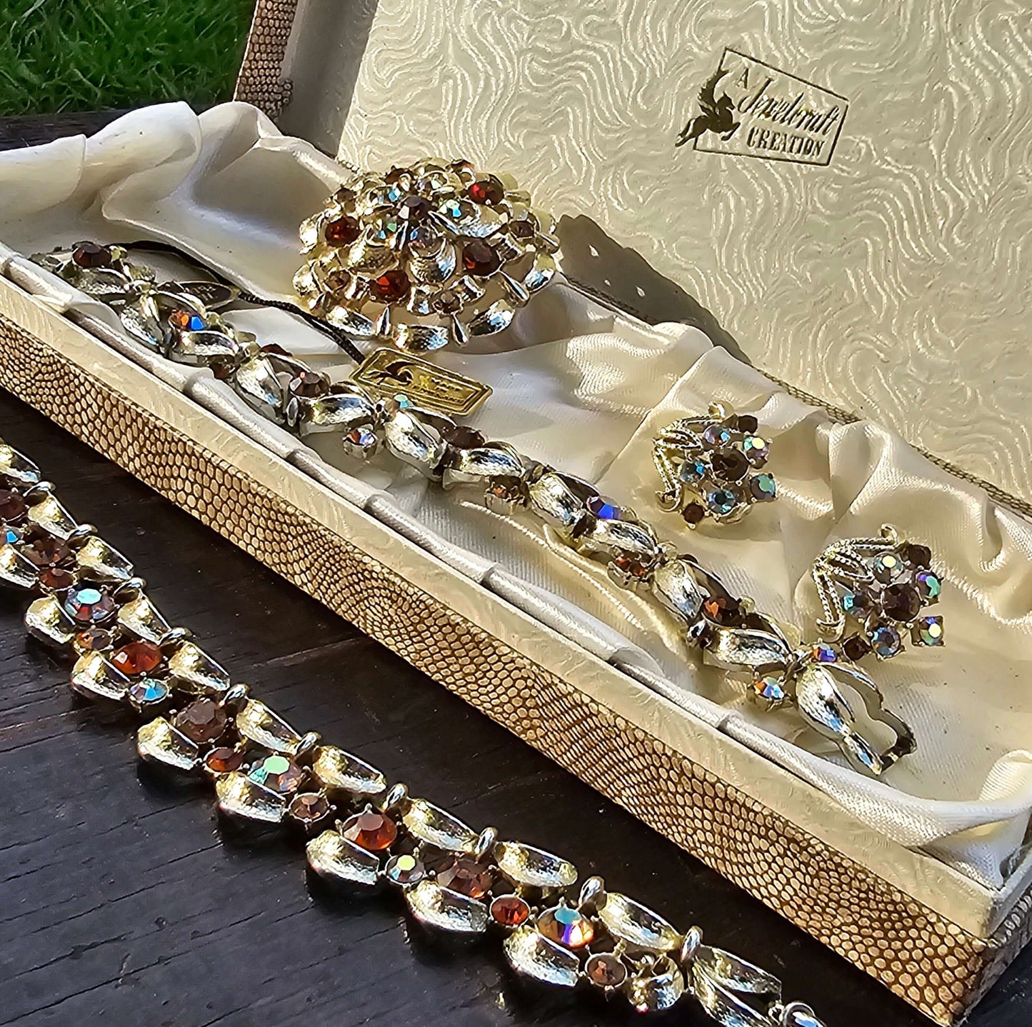 Vintage Jewelcraft Earrings Necklace Bracelet & Brooch Set