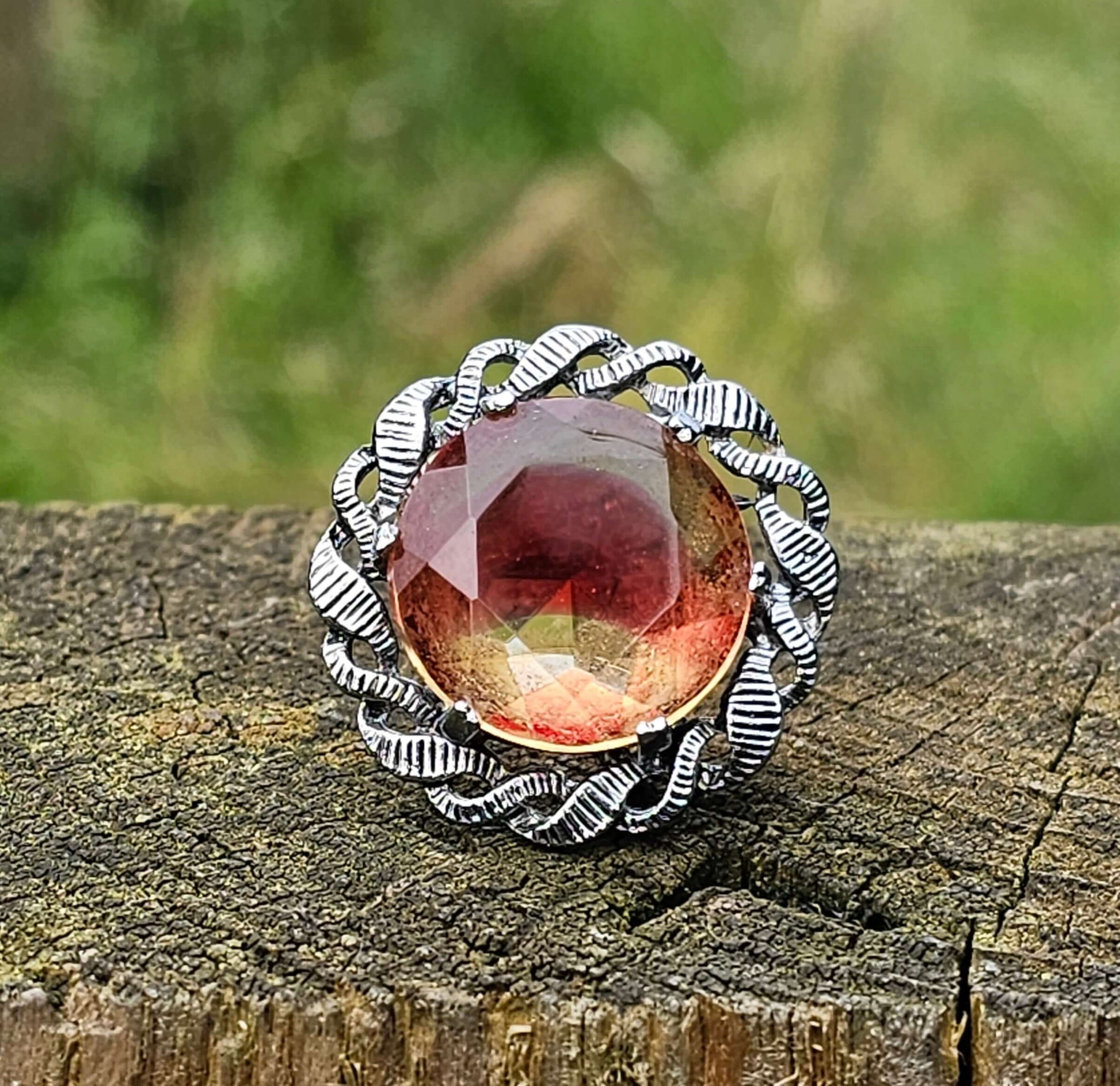 Celtic Style Vintage Glass Cabouchon Silver Tone Brooch