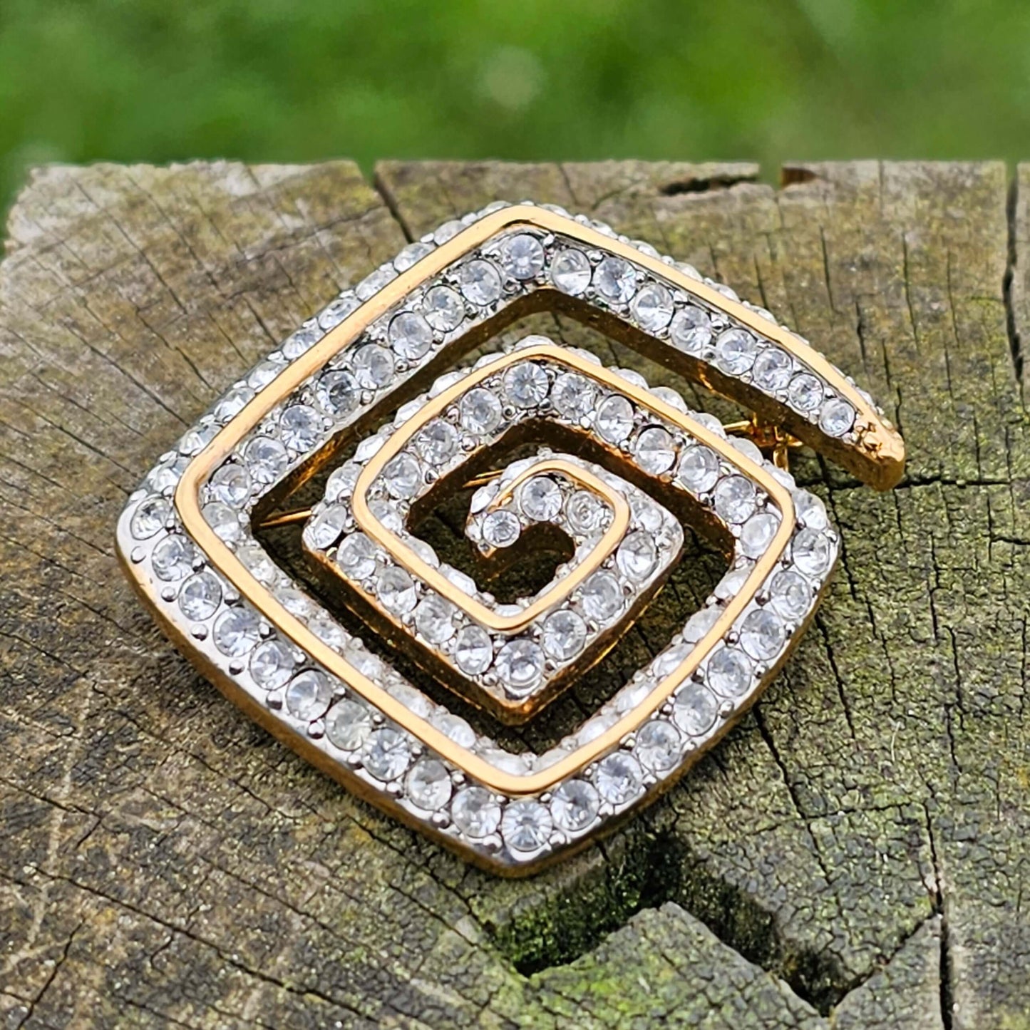 Diamante Spiral Brooch Gold Plated Vintage Crystal Jewellery